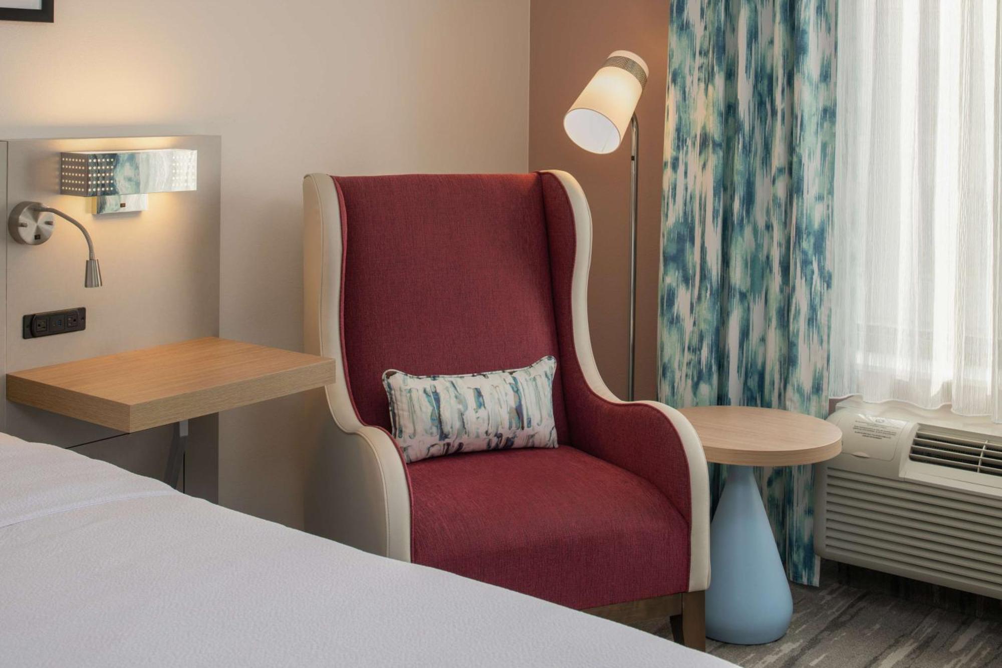 Hilton Garden Inn Tacoma Downtown Ngoại thất bức ảnh